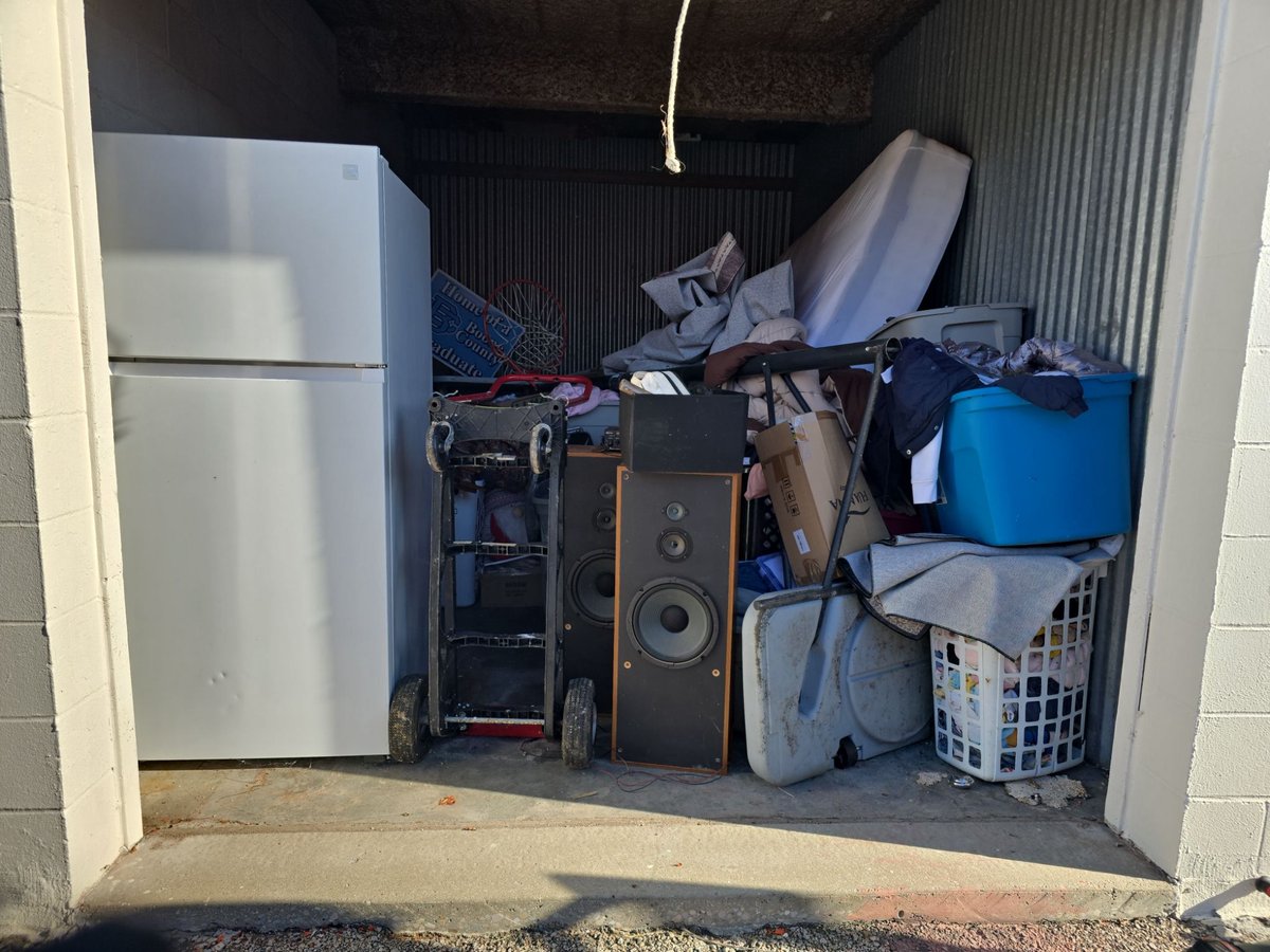 10 x 16 storage unit in Florence, KY