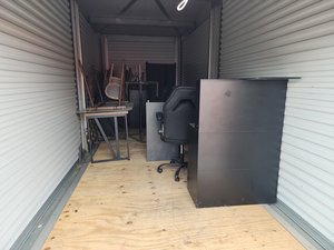 8 x 18 storage unit in Forney, TX
