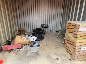 10 x 10 storage unit in Forney, TX