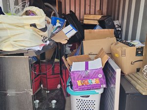 5 x 10 storage unit in Forney, TX