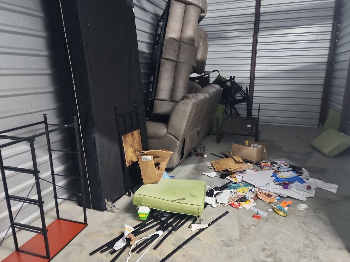 10 x 17 storage unit in Forney, TX
