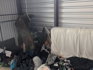10 x 5 storage unit in Dallas, TX