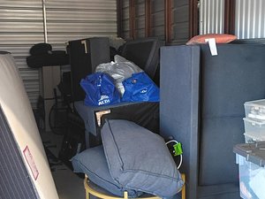 10 x 20 storage unit in Merchantville, NJ
