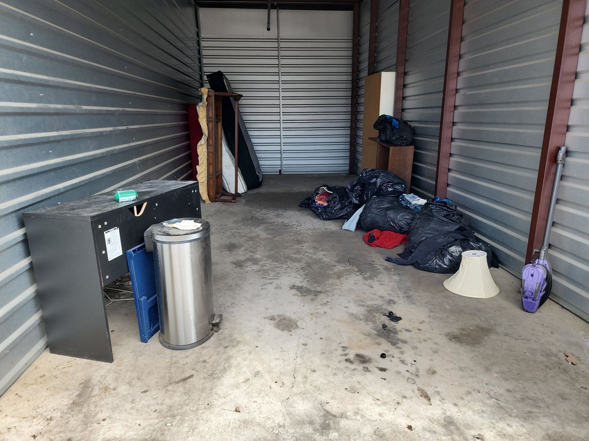 10 x 25 storage unit in Garland, TX