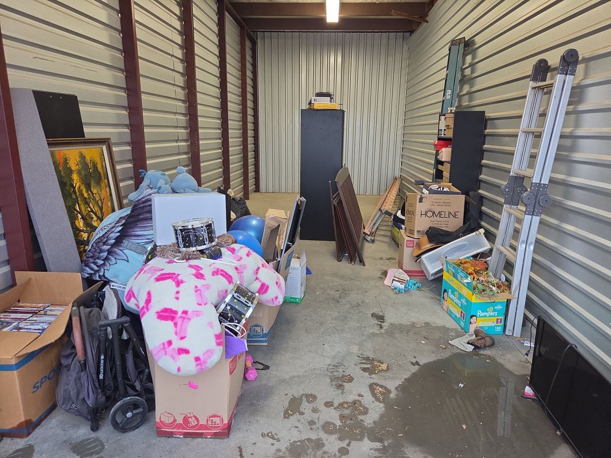 11 x 28 storage unit in Clovis, NM