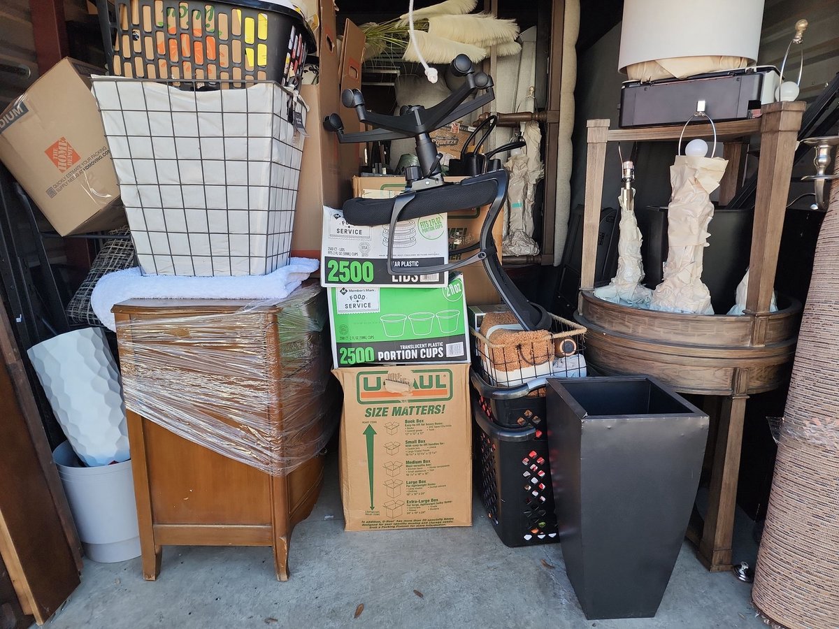 10 x 20 storage unit in Mesquite, TX