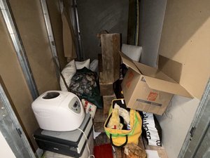 5 x 10 storage unit in Los Angeles, CA