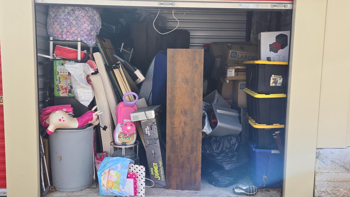 10 x 10 storage unit in Liberty Hill, TX