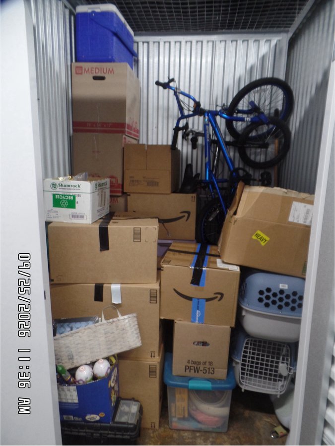 5 x 5 storage unit in Pekin, IL