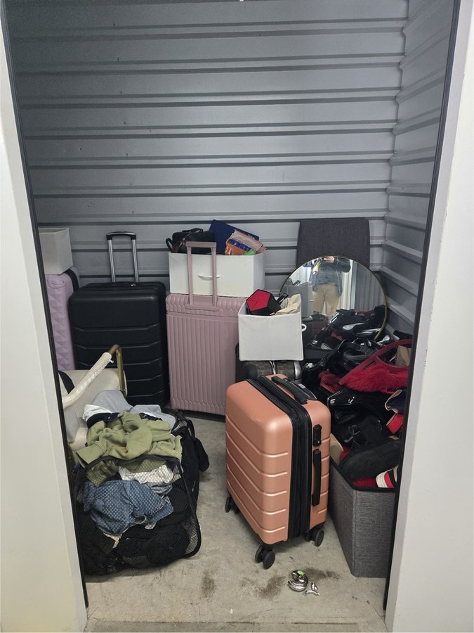 5 x 10 storage unit in Johns Creek, GA