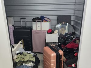 5 x 10 storage unit in Johns Creek, GA