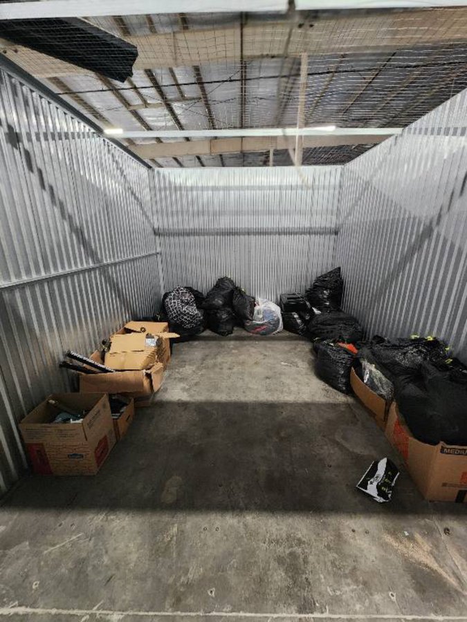 10 x 12 storage unit in Riverdale, GA