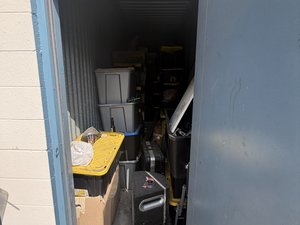 5 x 15 storage unit in Gardena, CA