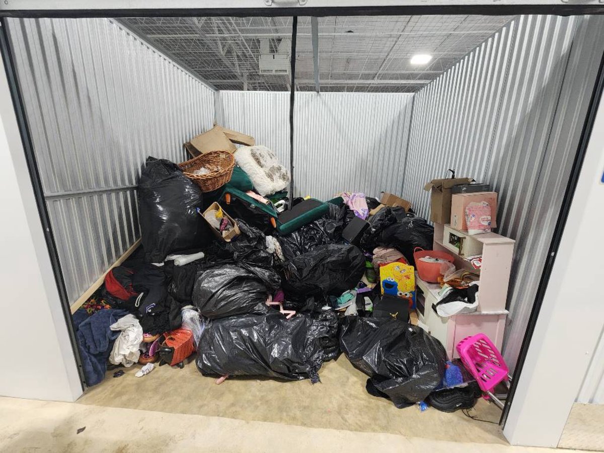 10 x 10 storage unit in Birmingham, AL