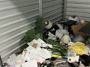 10 x 10 storage unit in North Las Vegas, NV