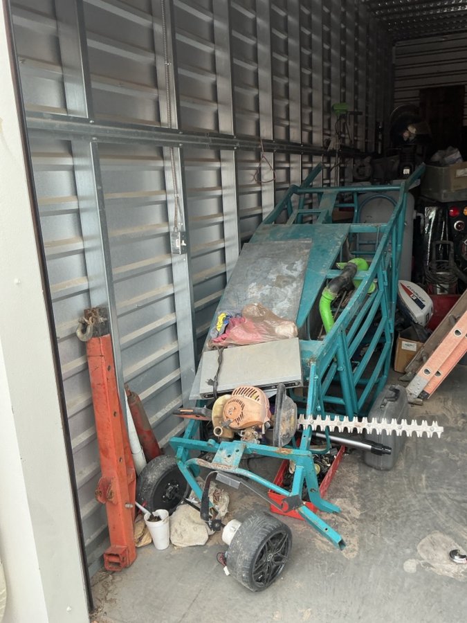 10 x 25 storage unit in North Las Vegas, NV
