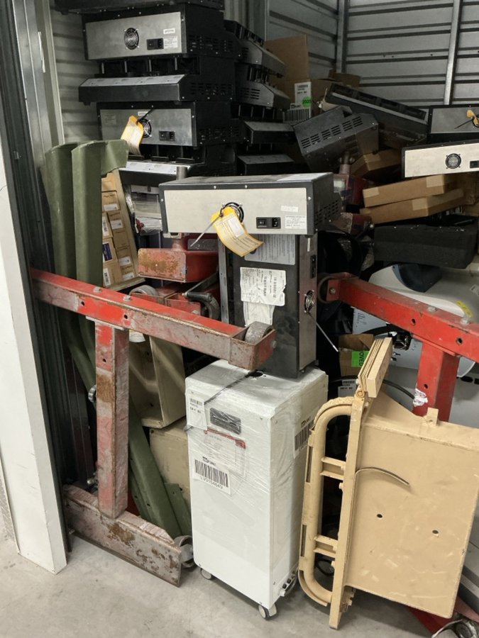 10 x 10 storage unit in North Las Vegas, NV