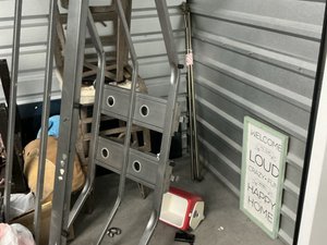 10 x 5 storage unit in North Las Vegas, NV
