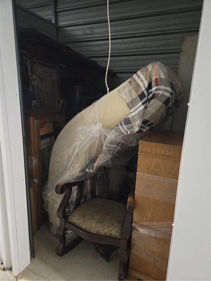 10 x 10 storage unit in Smyrna, TN