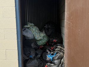 5 x 8 storage unit in Gardena, CA