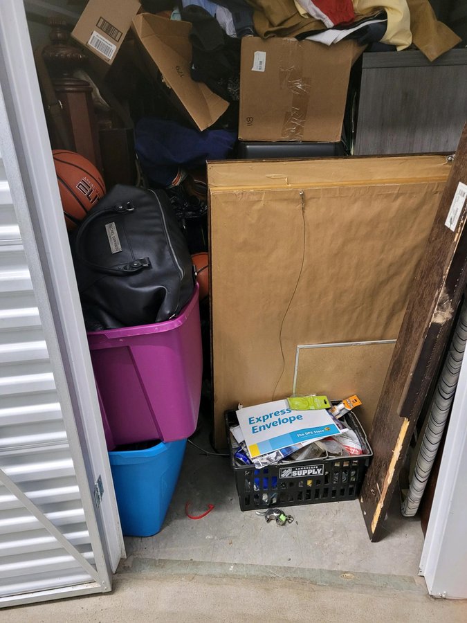 5 x 8 storage unit in Alpharetta, GA