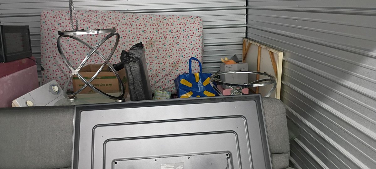 10 x 10 storage unit in Merchantville, NJ