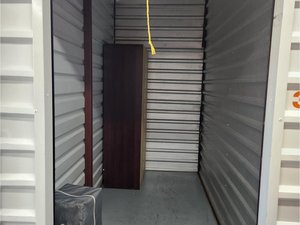 5 x 10 storage unit in Belleville, NJ