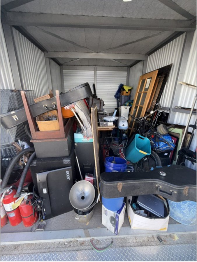 10 x 15 storage unit in Flushing, NY