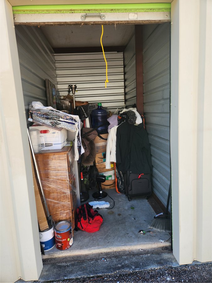 5 x 10 storage unit in Gulfport, MS