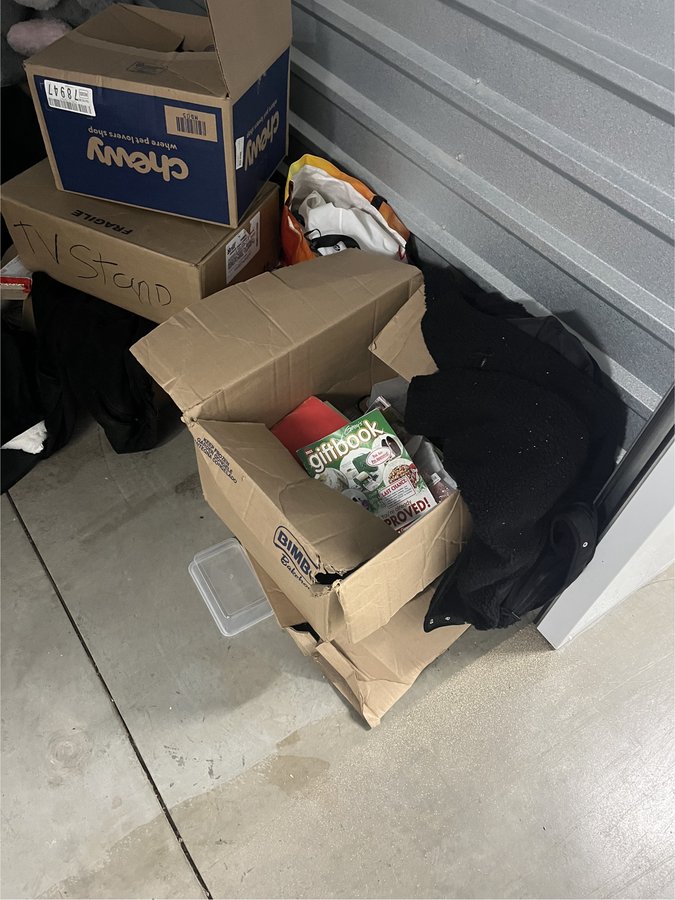 8 x 10 storage unit in Philadelphia, PA