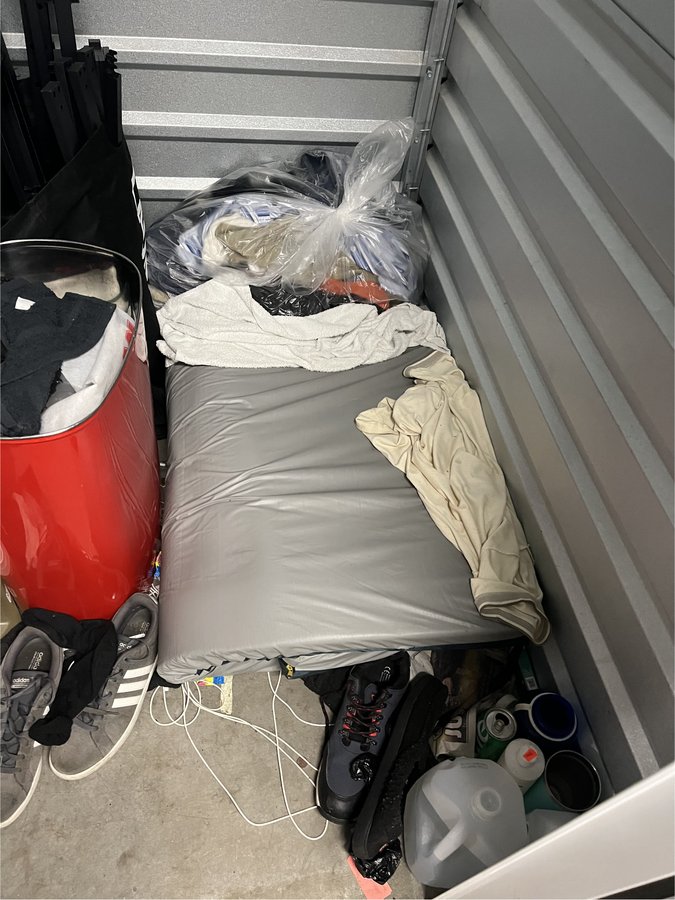 5 x 5 storage unit in Philadelphia, PA