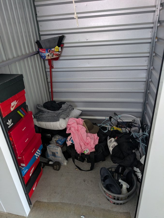 5 x 5 storage unit in Dallas, TX