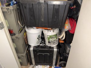 5 x 5 storage unit in Huntington Beach, CA