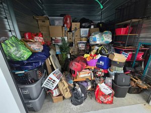 10 x 10 storage unit in Sandston, VA