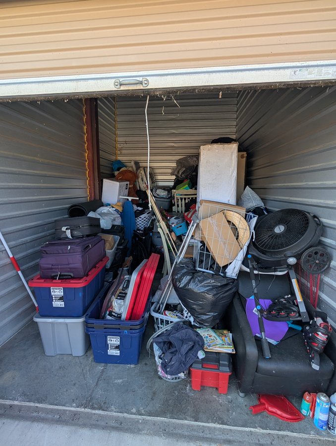 10 x 15 storage unit in Dallas, TX