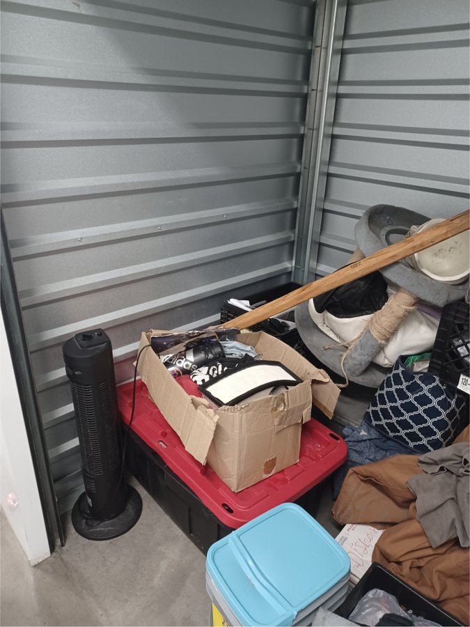 5 x 5 storage unit in Reno, NV