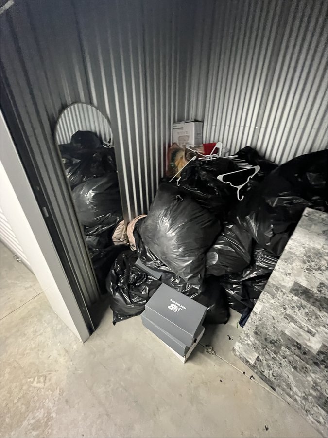 5 x 8 storage unit in Philadelphia, PA