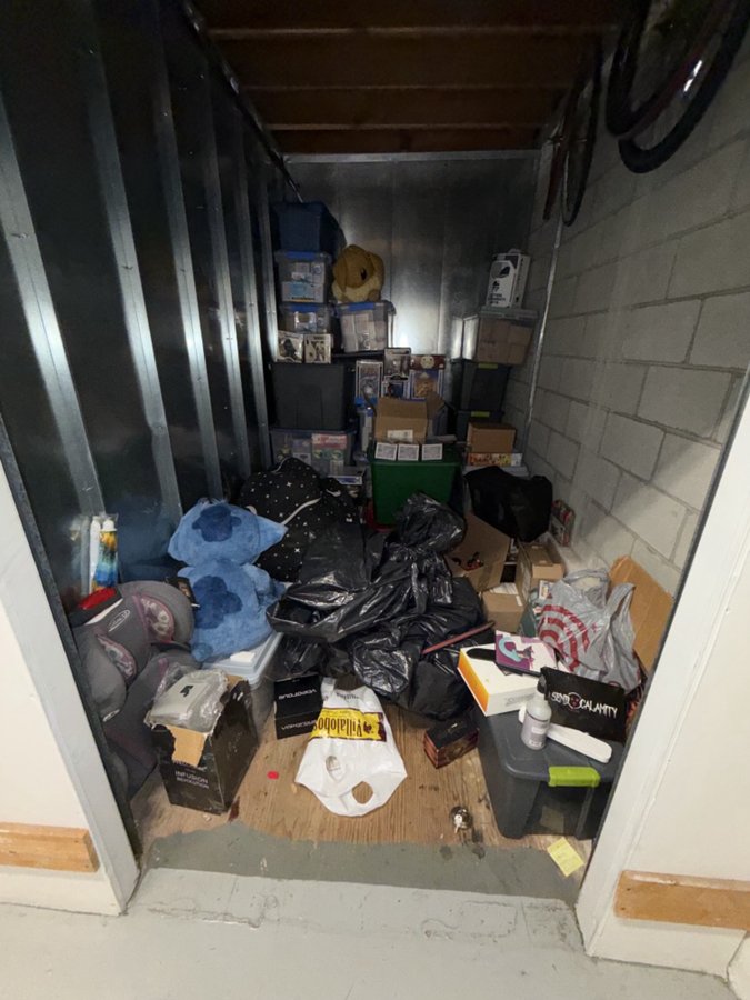 5 x 10 storage unit in West Hollywood, CA
