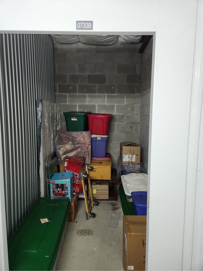 7 x 9 storage unit in Lake Mary, FL