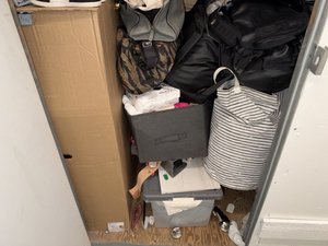 8 x 10 storage unit in Stanton, CA