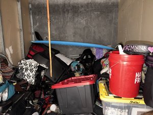 7 x 10 storage unit in Stanton, CA