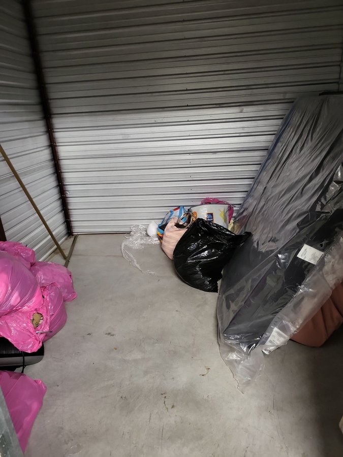 10 x 10 storage unit in Houston, TX
