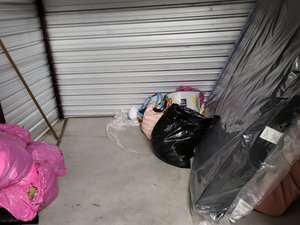 10 x 10 storage unit in Houston, TX
