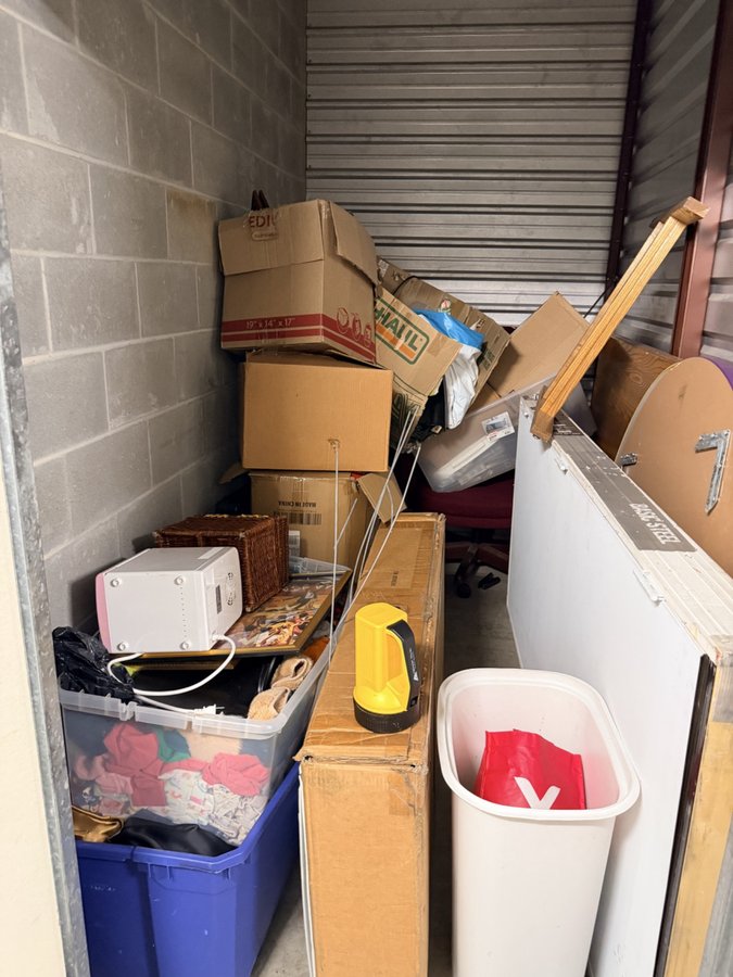 5 x 10 storage unit in Houston, TX
