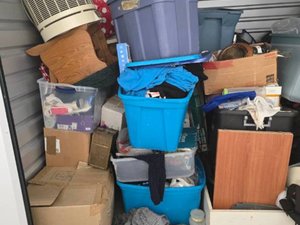 10 x 10 storage unit in Omaha, NE