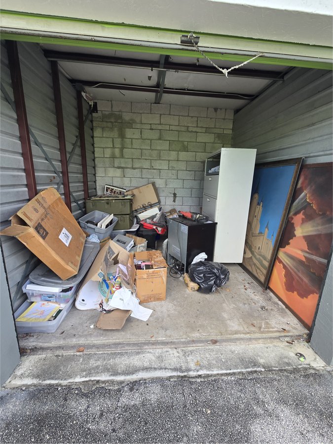 20 x 10 storage unit in Pembroke Pines, FL