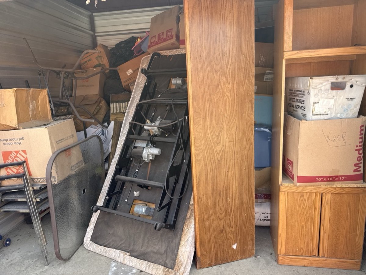 10 x 10 storage unit in Waxahachie, TX