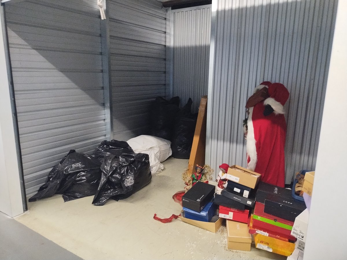 5 x 15 storage unit in Pennsauken, NJ