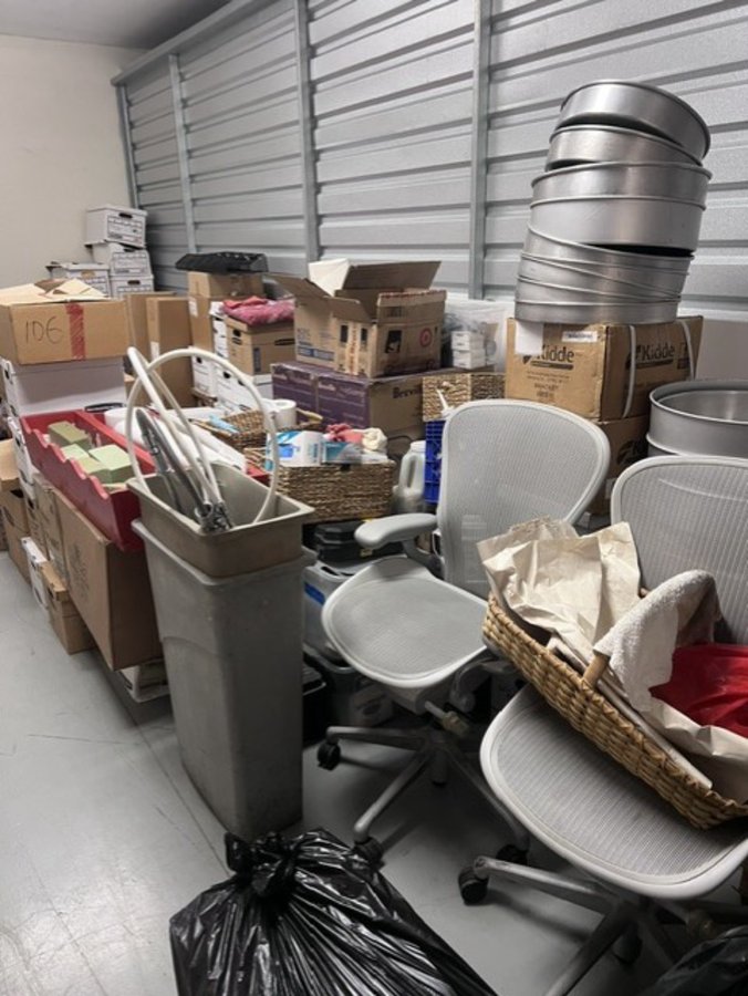 10 x 25 storage unit in Norwood, NJ