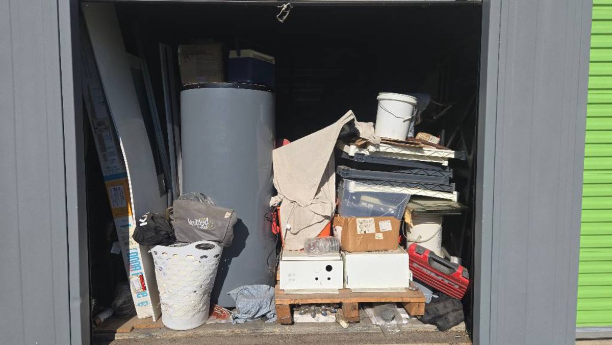 10 x 20 storage unit in Overland Park, KS